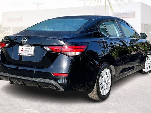 Used 2025 Nissan Sentra S image 32