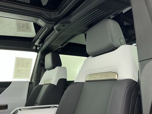 Used 2025 GMC Hummer EV 3X image 19