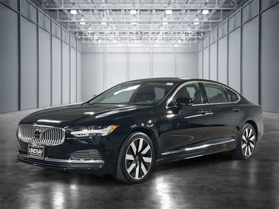 Used 2025 Volvo S90 T8 Plus