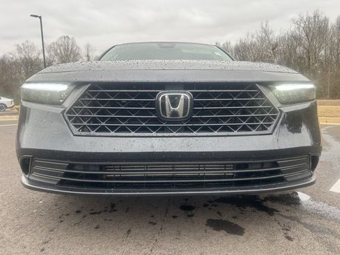 Used 2024 Honda Accord EX image 4