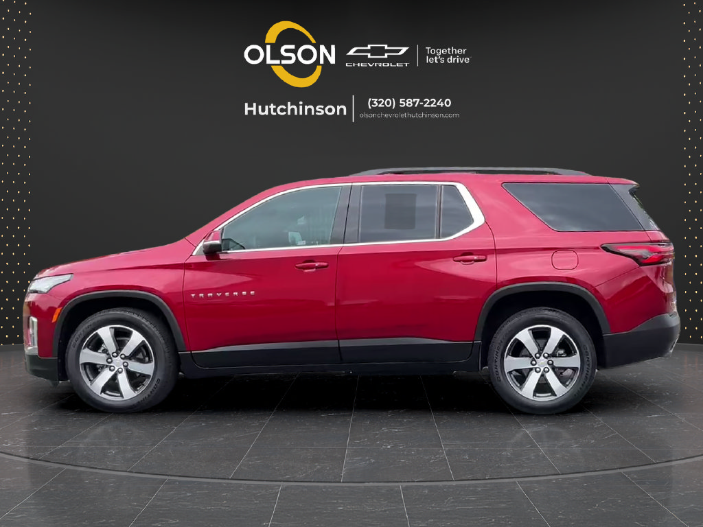 Certified 2023 Chevrolet Traverse LT w/ LT Premium Package AWD/4WD image 2