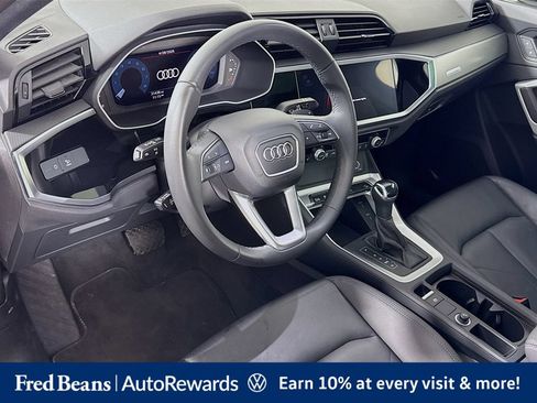 Used 2025 Audi Q3 2.0T Premium AWD/4WD image 12