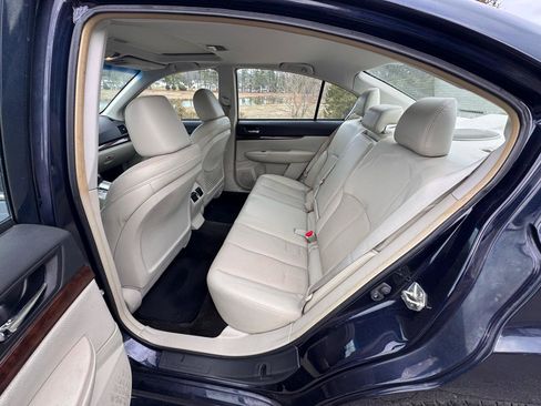 Used 2014 Subaru Legacy 2.5i Limited w/ Moonroof Package image 16