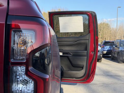 New 2025 Ford Ranger XLT w/ Equipment Group 301A High image 30