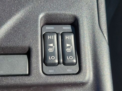 Used 2017 Subaru Impreza 2.0i Premium w/ BSD & Rcta/SRF/Eyesight image 24