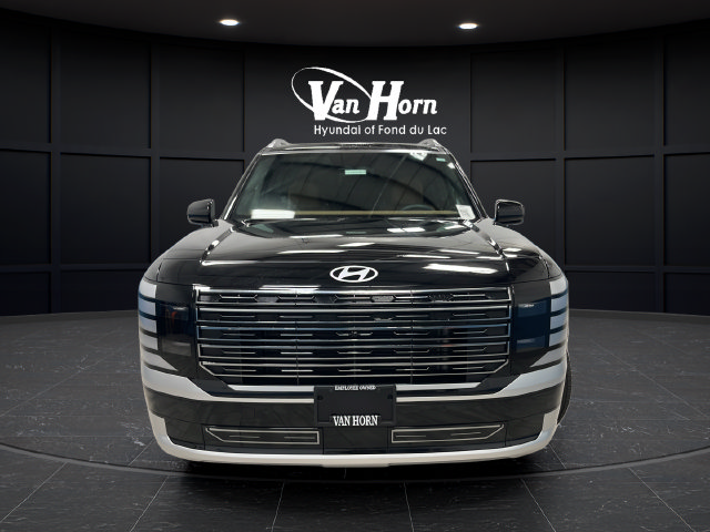 Used 2026 Hyundai Palisade Calligraphy AWD/4WD image 2