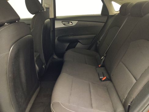 Used 2020 Kia Forte LXS FWD image 18
