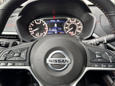 Used 2022 Nissan Altima 2.5 SR image 35