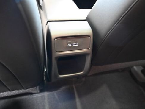 New 2026 Chevrolet Trax LT w/ Sunroof Package FWD image 25