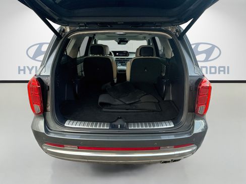 Used 2025 Hyundai Palisade Calligraphy FWD image 24