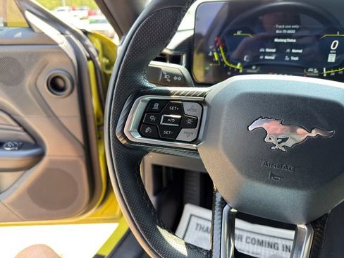 Used 2025 Ford Mustang Premium RWD image 43