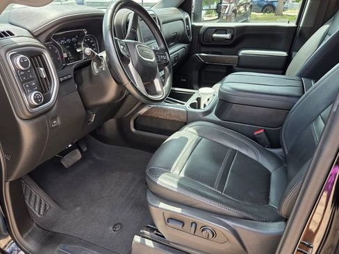 Used 2023 GMC Sierra 3500 Denali w/ Denali Ultimate Package AWD/4WD image 4