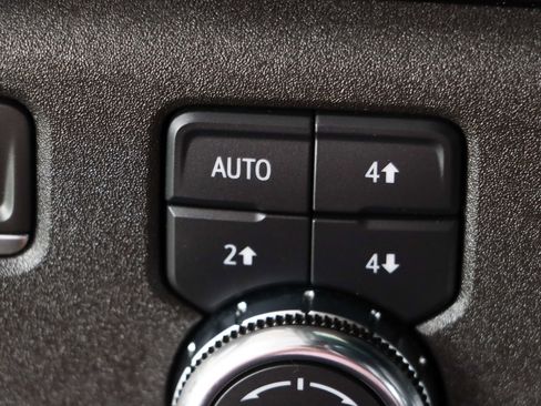Used 2023 GMC Sierra 1500 Elevation w/ Preferred Package AWD/4WD image 21