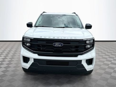 New 2026 Ford Expedition Active image 2