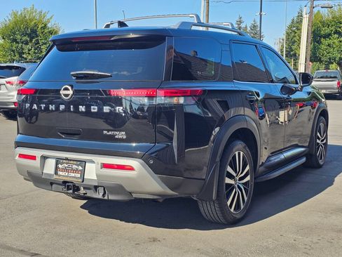 Used 2023 Nissan Pathfinder Platinum w/ Lighting Package (N93) AWD/4WD image 5