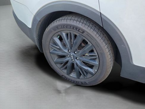 Used 2022 Kia Telluride SX w/ SX Prestige Package image 18