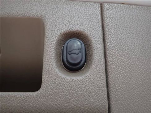 Used 2020 Chevrolet Tahoe Premier AWD/4WD image 9
