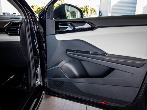 New 2026 Volkswagen Taos S image 40