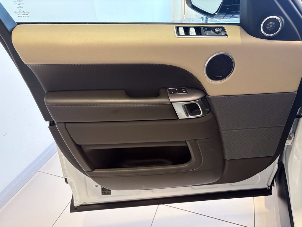 Used 2020 Land Rover Range Rover Sport HSE AWD/4WD image 47
