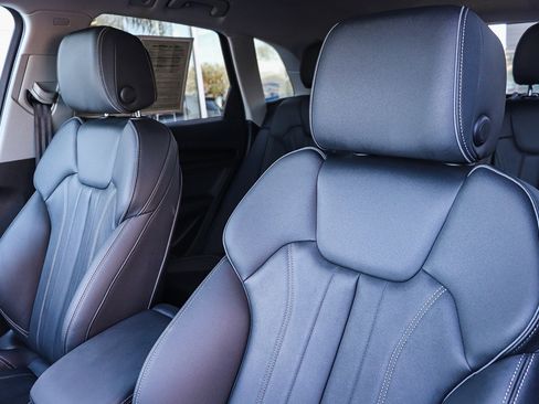 Used 2024 Audi Q5 2.0T Premium image 22