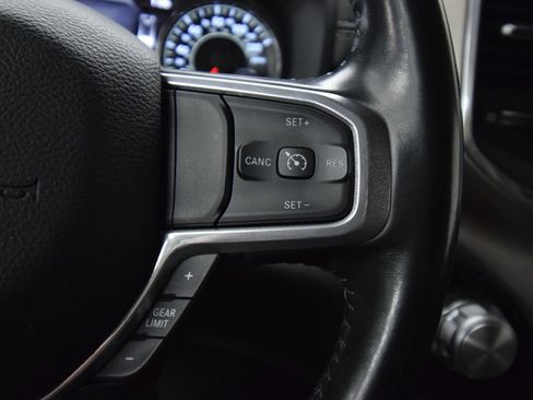 Used 2021 RAM 1500 Laramie AWD/4WD image 38