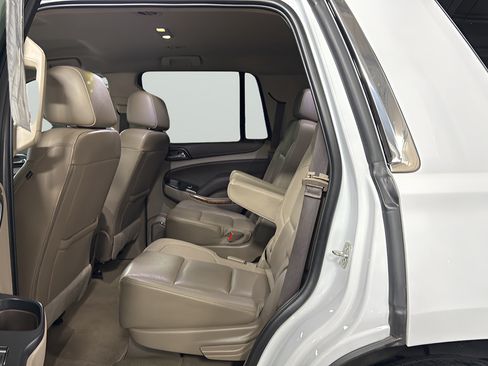 Used 2020 Chevrolet Tahoe Premier AWD/4WD image 29