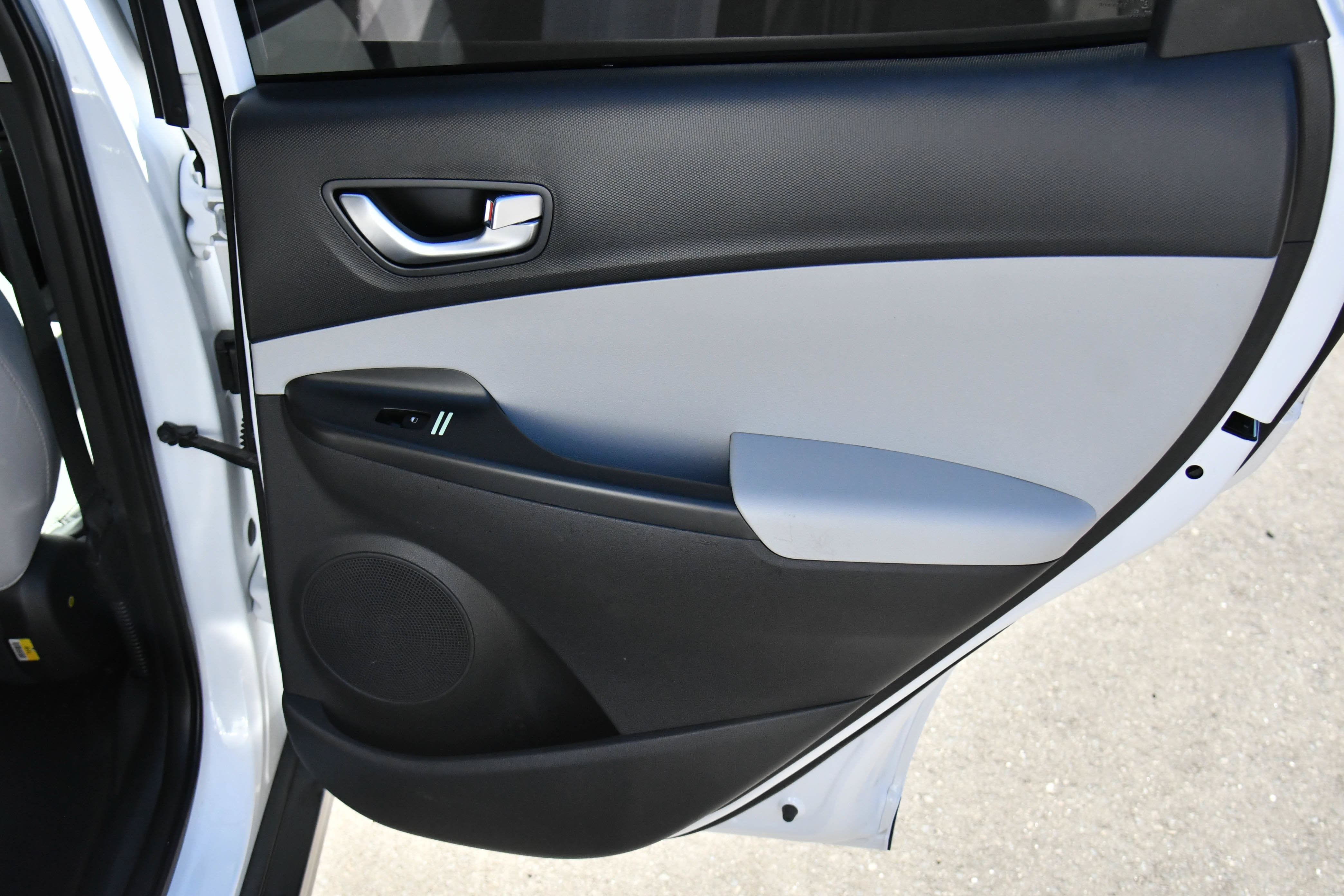 Used 2023 Hyundai Kona SEL w/ Cargo Package FWD image 45