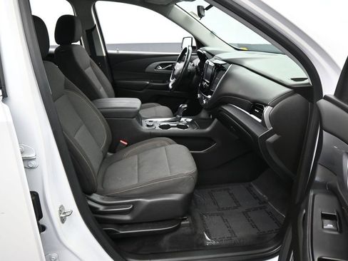 Used 2019 Chevrolet Traverse LT FWD image 39