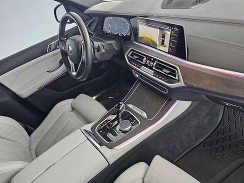 Used 2023 BMW X5 sDrive40i w/ Premium Package image 11