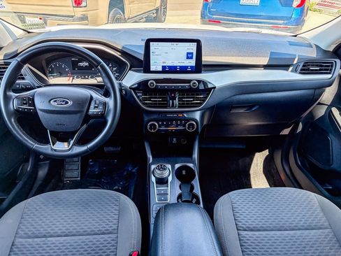 Used 2022 Ford Escape SE w/ SE Sport Appearance Package FWD image 15