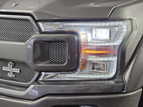 Used 2019 Ford F150 Lariat w/ Equipment Group 502A Luxury AWD/4WD image 30