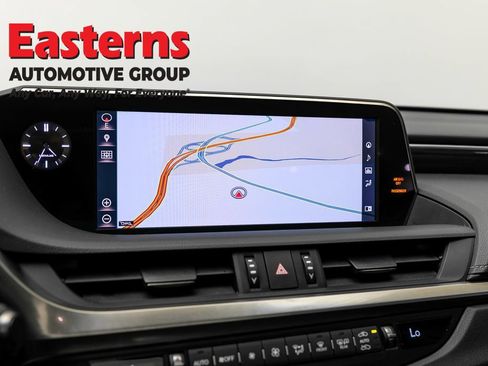 Used 2019 Lexus ES 350 Ultra Luxury w/ Accessory Package FWD image 19
