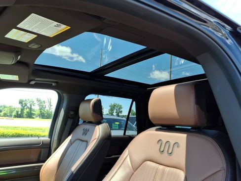 Used 2024 Ford Expedition Max King Ranch AWD/4WD image 26