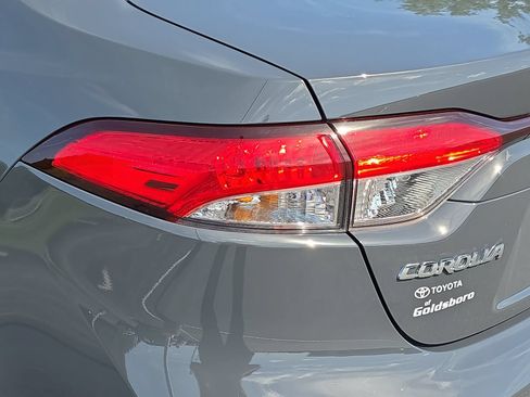 Used 2026 Toyota Corolla LE FWD image 32