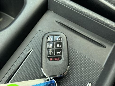 Used 2026 Honda Odyssey Elite image 31