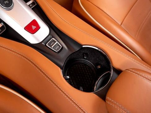 Used 2016 Ferrari California T RWD image 54
