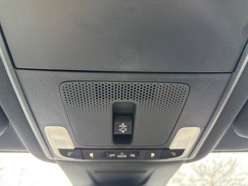 Used 2025 Honda CR-V Sport-L image 39