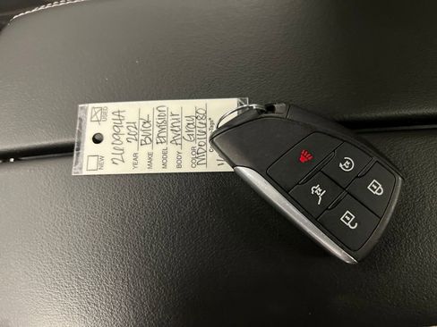 Certified 2021 Buick Envision Avenir w/ Technology Package II image 30