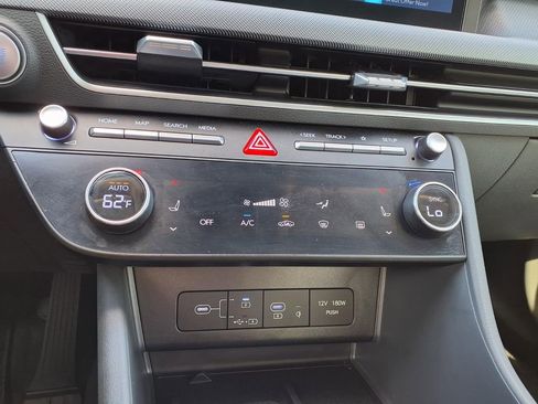 Used 2024 Hyundai Sonata SEL w/ Convenience Package FWD image 29