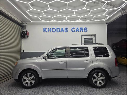 Used 2013 Honda Pilot Touring image 1