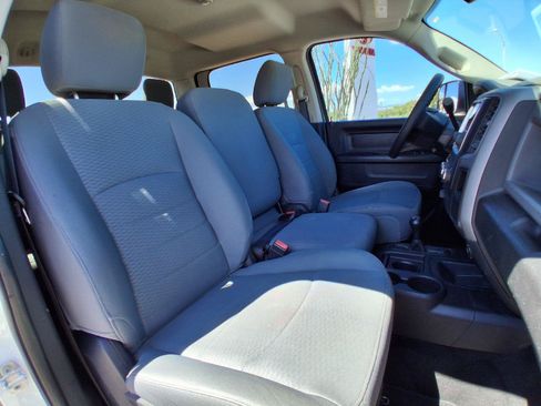 Used 2017 RAM 2500 Tradesman w/ Chrome Appearance Group AWD/4WD image 34