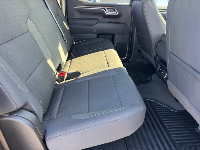 Used 2026 Chevrolet Silverado 1500 LT RWD image 8