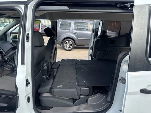Used 2020 Ford Transit Connect XL image 34