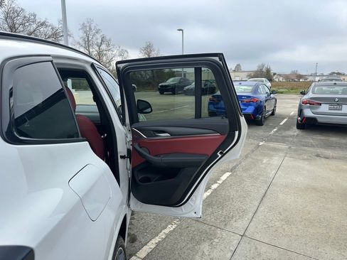 Used 2023 BMW X3 sDrive30i w/ M Sport Package image 28