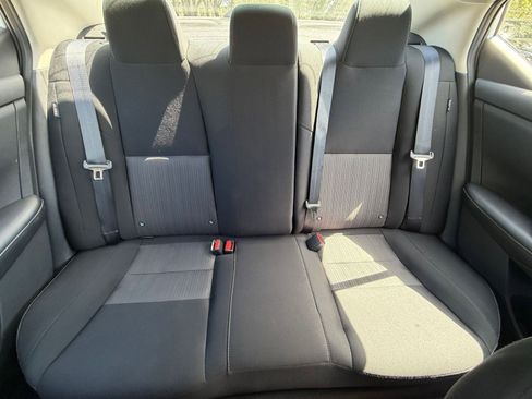 Used 2025 Nissan Sentra SV image 36