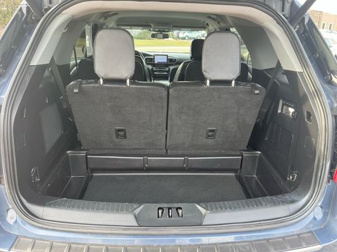 Used 2021 Ford Explorer Limited w/ Equipment Group 301A image 19