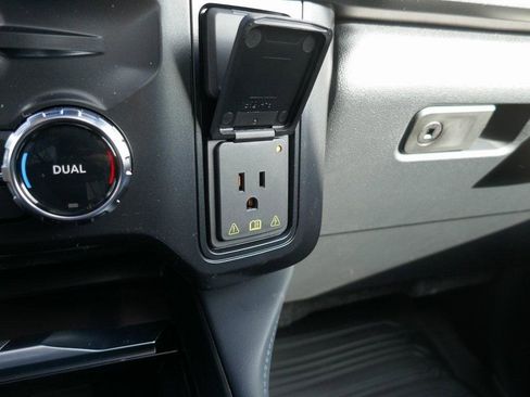 New 2026 Ford F250 Platinum image 29