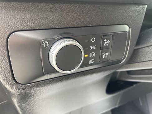 Used 2022 Ford Escape SE image 16