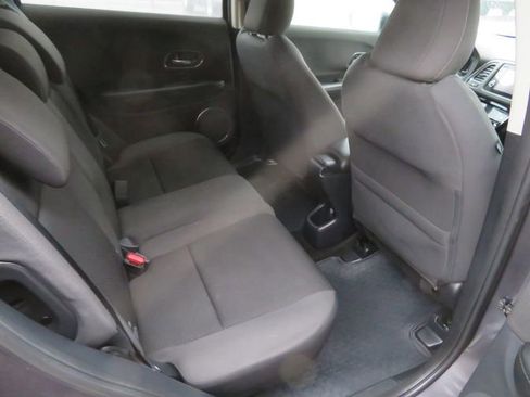 Used 2021 Honda HR-V EX image 17