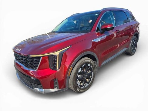 Used 2024 Kia Sorento S w/ Panoramic Sunroof Package image 8